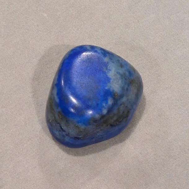 Lapis Lazuli Lazurite-rich metamorphic rock · Afghanistan by sue